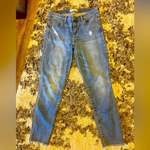 Gap True Skinny Crop Jeans